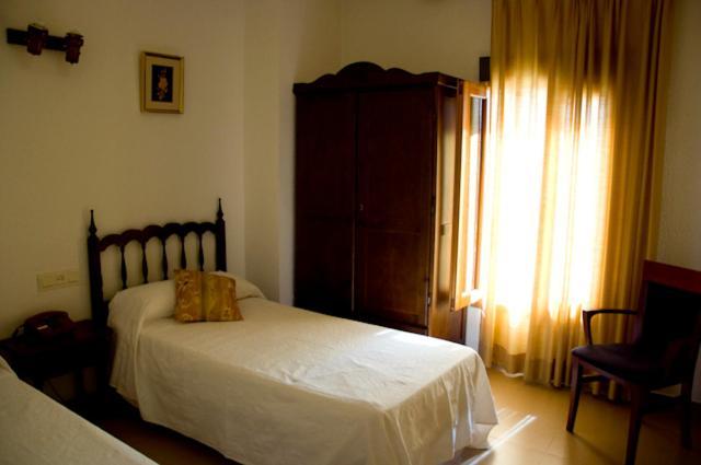 Hotel Álvarez Tuéjar Cameră foto